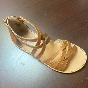 Girls criss cross sandals